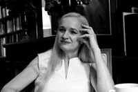 Christina Schels: Splendid Hands 2024.05-70381