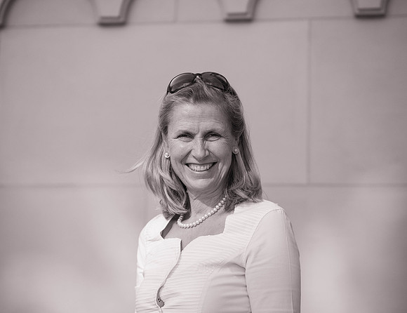 Angelika (2018; 80915m)