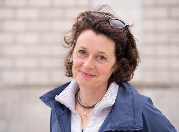 Sandra. (2018; 80336)