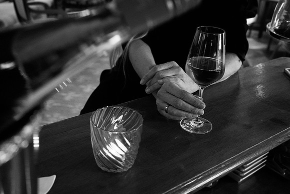 Christina Schels: Splendid Hands 2024.05-70126