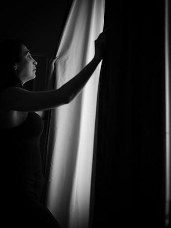Azita Heil: The Visitor 2025.04-20221