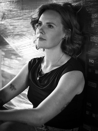 Lorena at the "keep it simple" B&W Portrait Workshop 2025.05-703