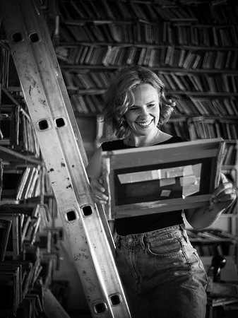 Lorena at the "keep it simple" B&W Portrait Workshop 2025.05-704