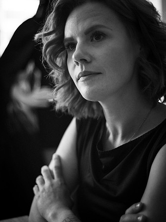 Lorena at the "keep it simple" B&W Portrait Workshop 2025.05-700